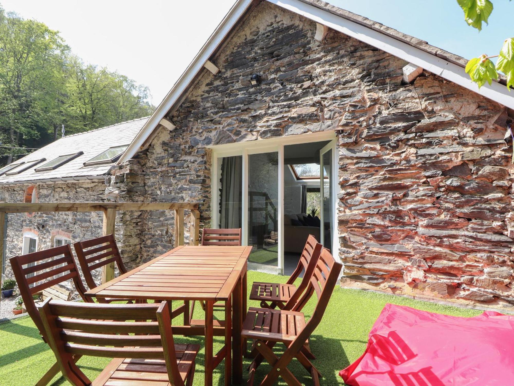 Villa The Coach House à Llangollen Extérieur photo